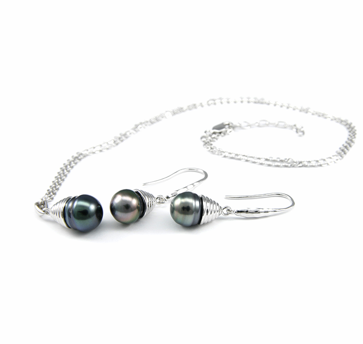 Classic Tahitian Pearl Earring / Necklace