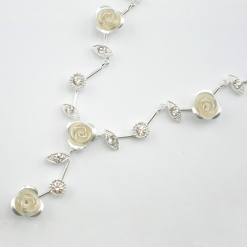 Rose Necklace 